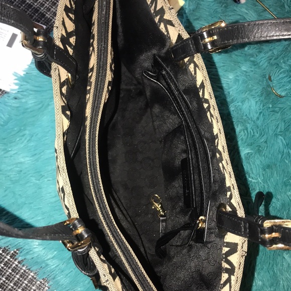 Mk bag - Picture 3 of 4